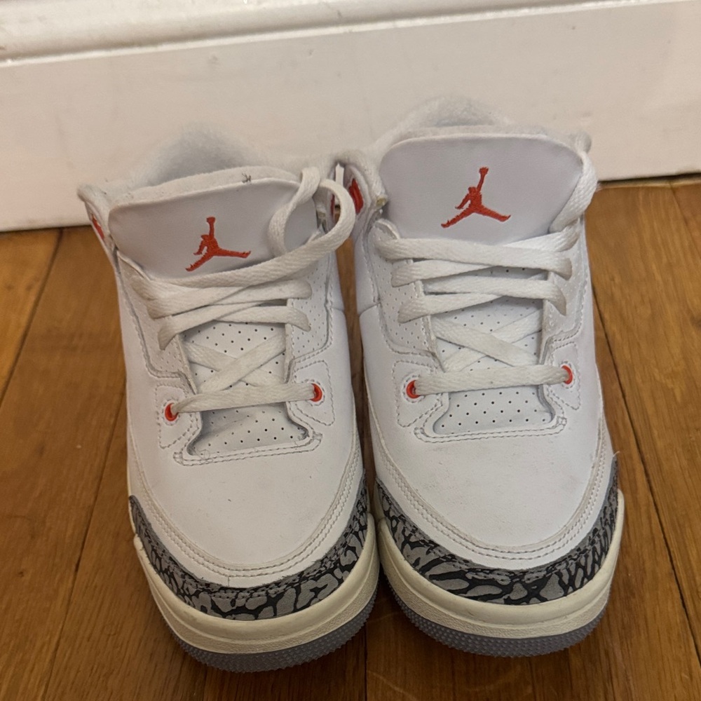 Retro Jordan 3’s